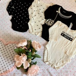 5️⃣🎉The Children’s Place long sleeve onesies⚫️🟤